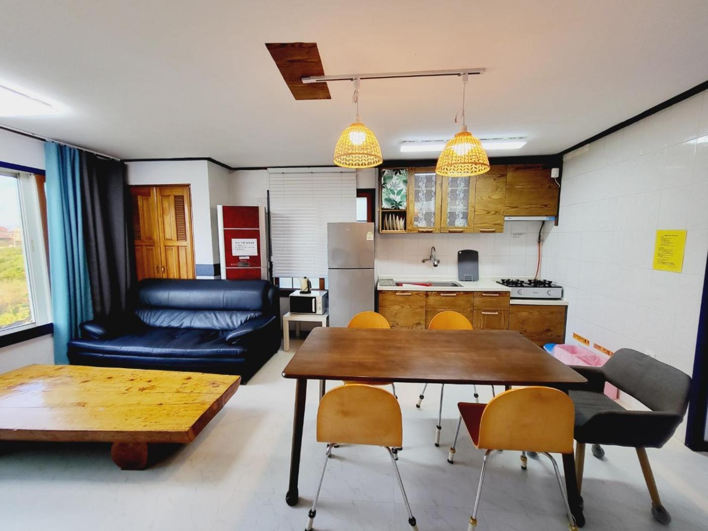 Morning Beach Pension Чеджудо Экстерьер фото